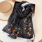 Fashionable Four-Leaf Clover Pattern Silk Scarf