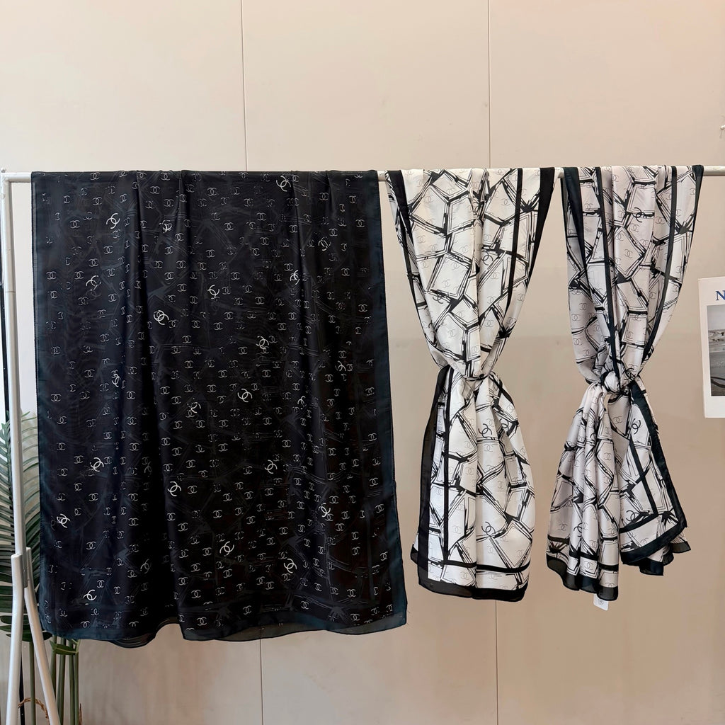 Fashionable CC Pattern Silk Scarf