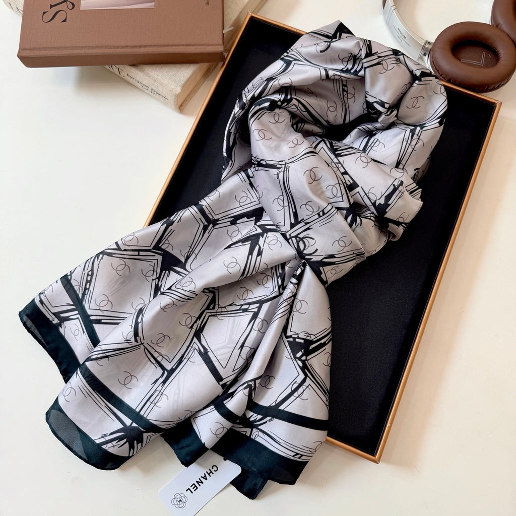 Fashionable CC Pattern Silk Scarf