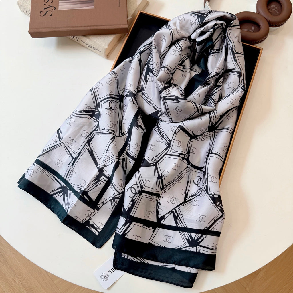 Fashionable CC Pattern Silk Scarf