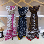 Fashionable Four-Leaf Clover Pattern Silk Scarf