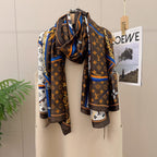 Fashionable Four-Leaf Clover Pattern Silk Scarf