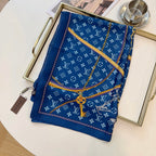 Fashionable Four-Leaf Clover Pattern Silk Scarf