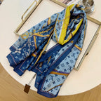 Fashionable Four-Leaf Clover Pattern Silk Scarf