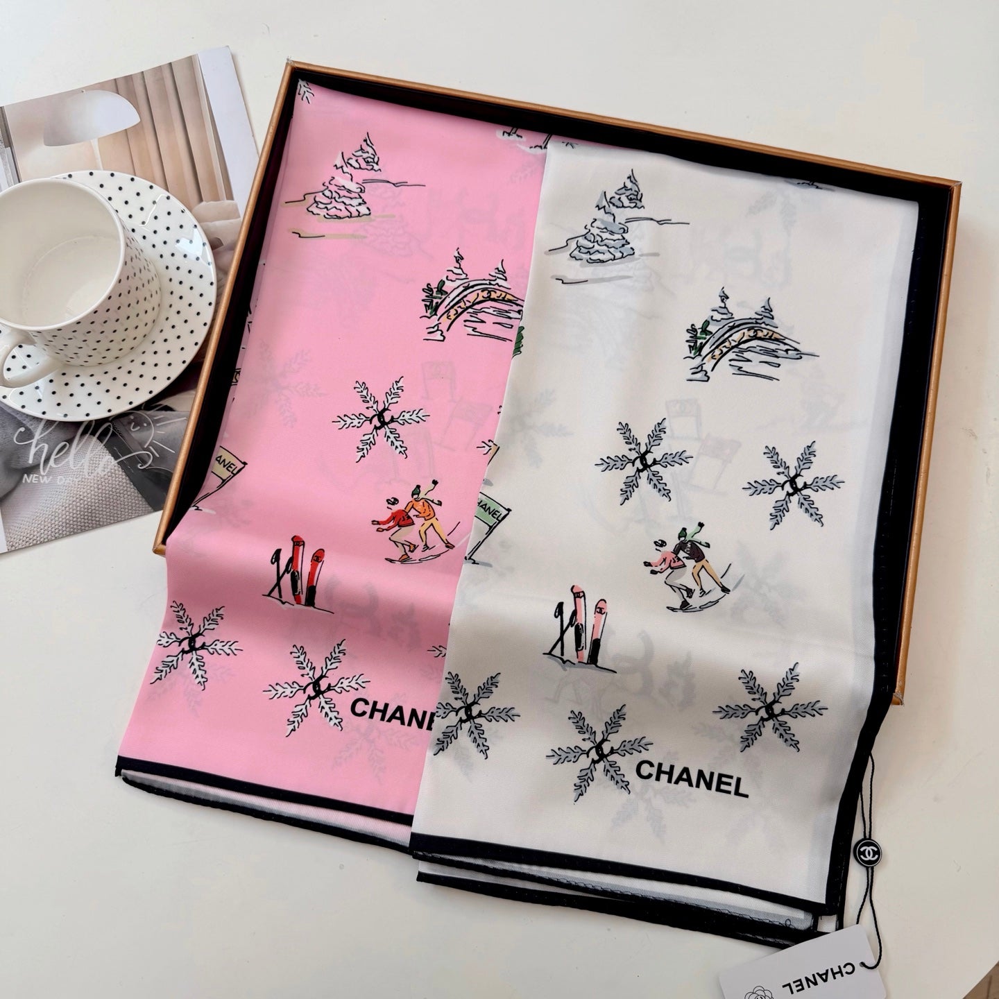 Stylish CC-Pattern Silk Square Scarf