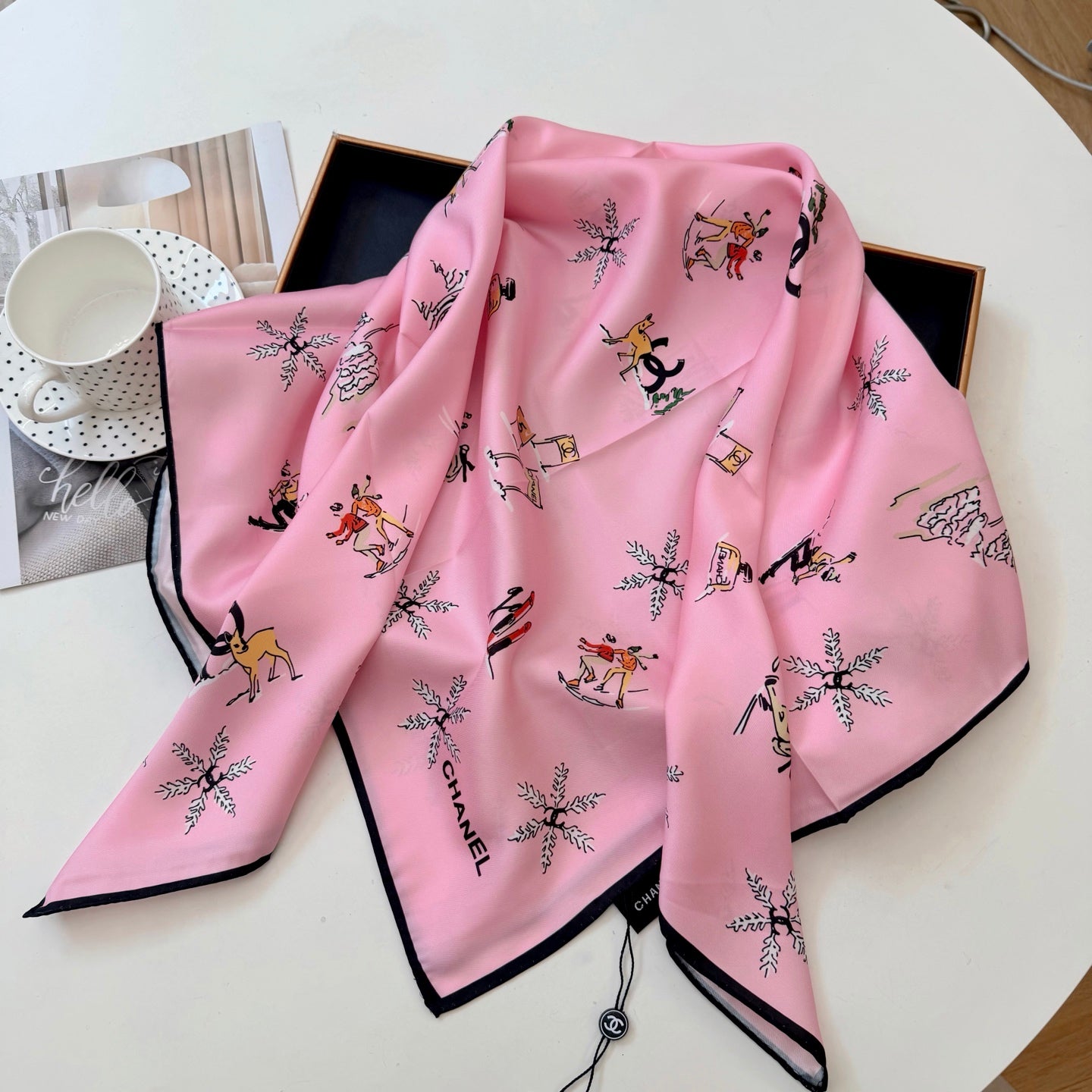 Stylish CC-Pattern Silk Square Scarf