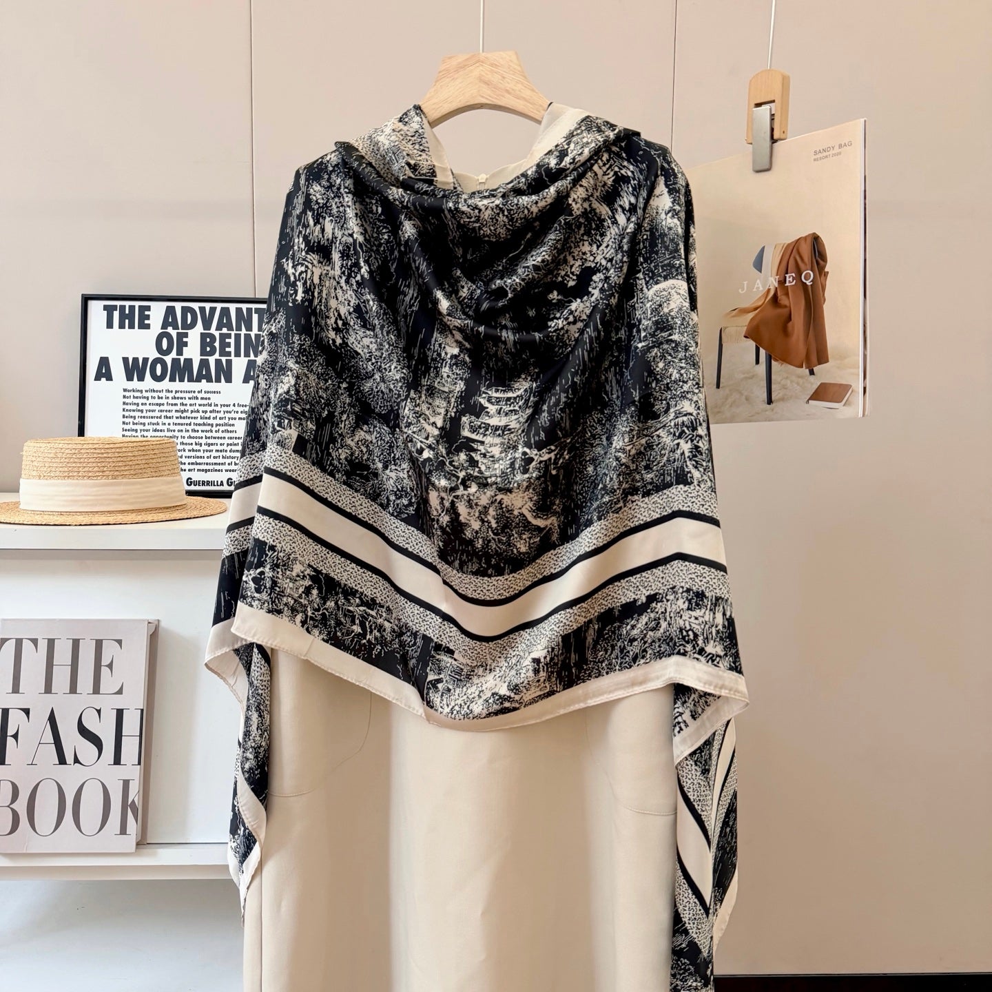 Stylish CD-Pattern Silk Square Scarf