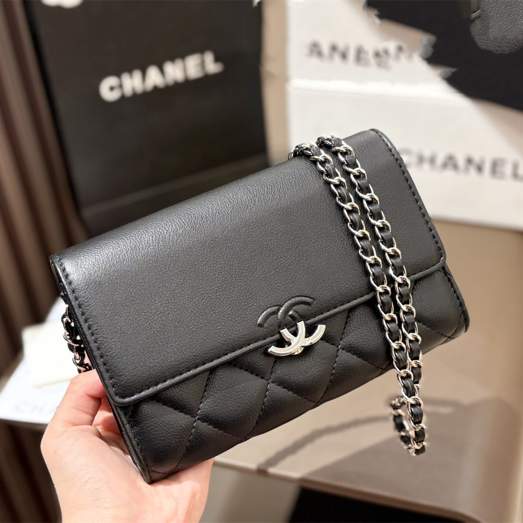 Fashionable CC Print Leather Handbag