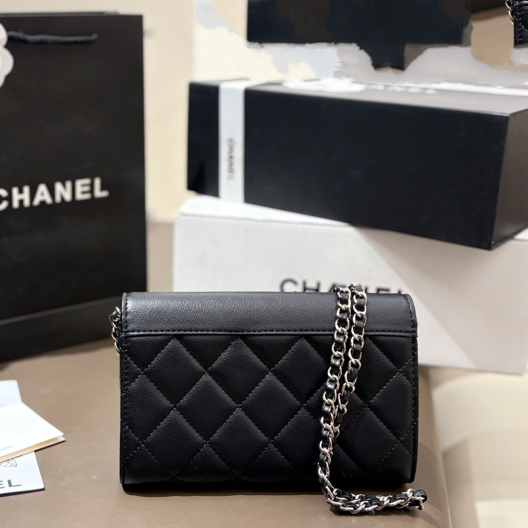 Fashionable CC Print Leather Handbag