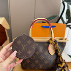 Fashionable Four-Leaf Clover Print Leather Handbag
