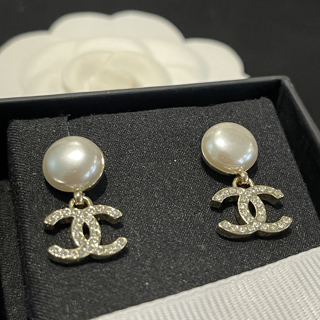 Stylish CC Pearl Earrings