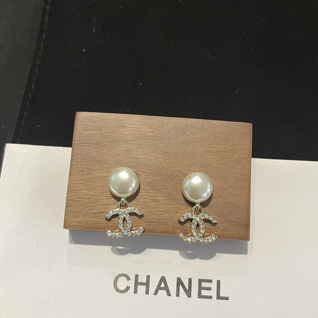Stylish CC Pearl Earrings
