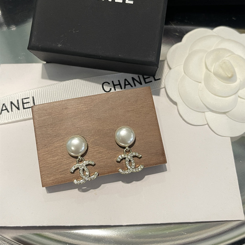 Stylish CC Pearl Earrings