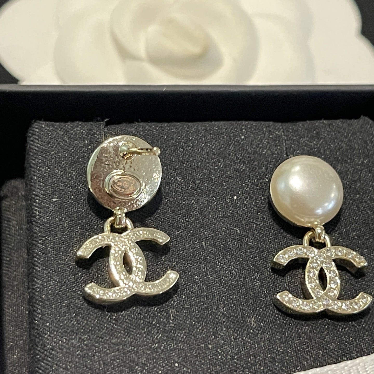 Stylish CC Pearl Earrings