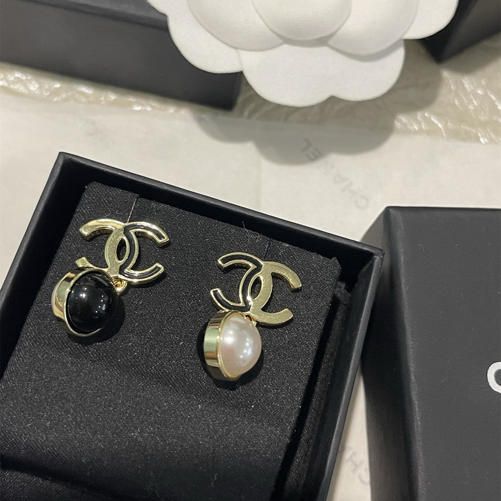 Stylish CC Pearl Earrings