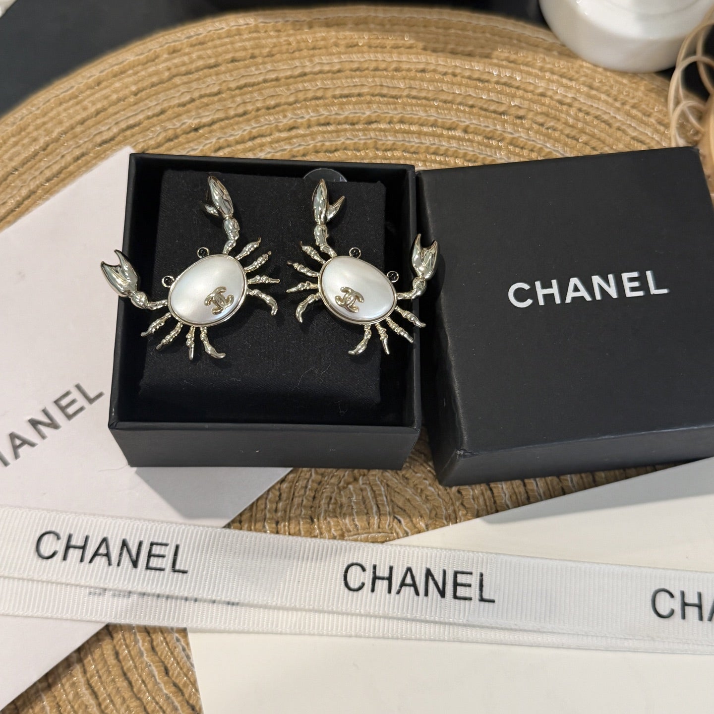 Stylish CC Crab Earrings