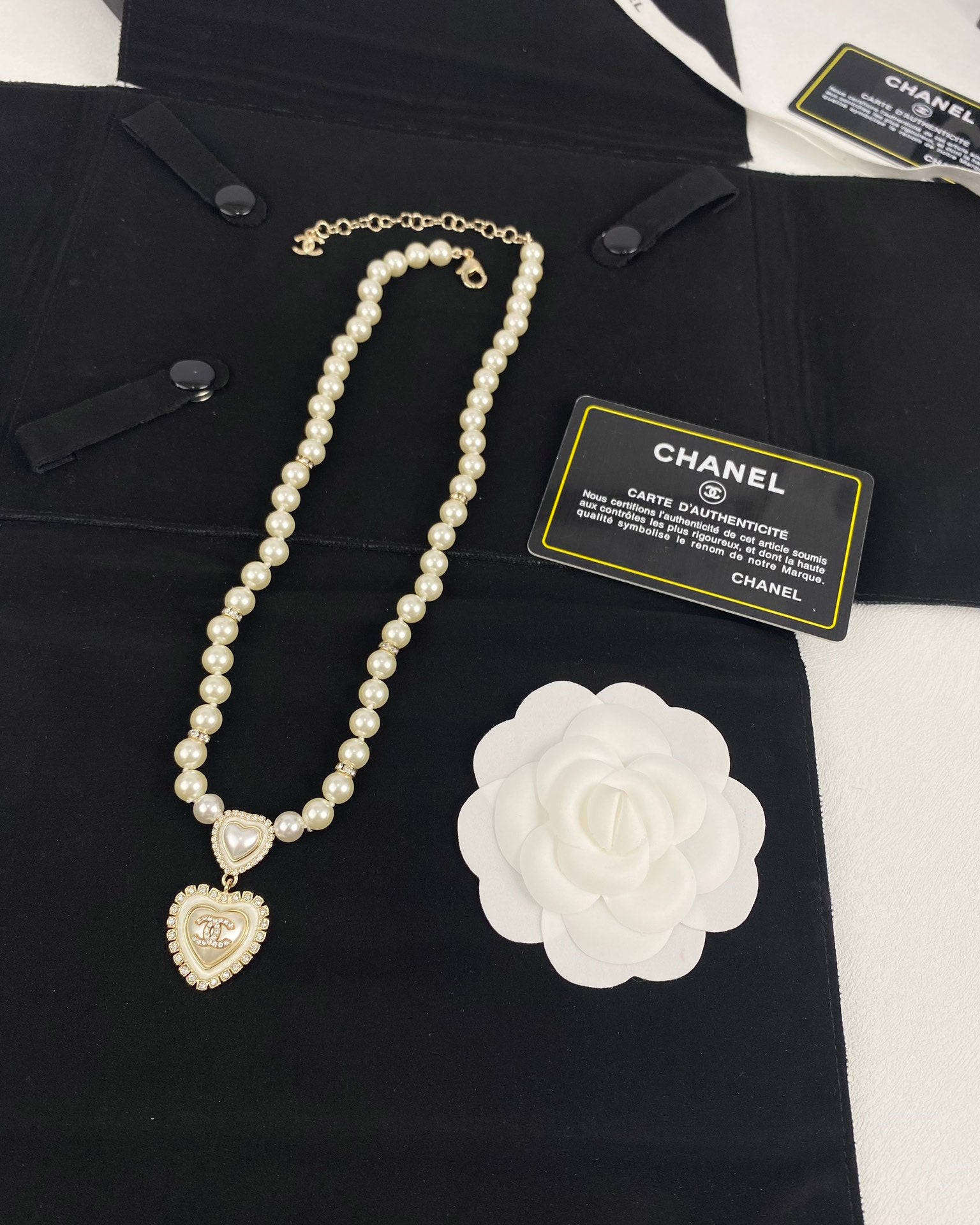 CC Fashion Pearl &amp; Heart Pendant Necklace