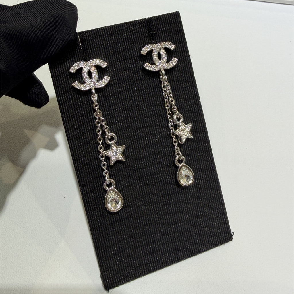 Stylish CC Rhinestone Star Pendant Earrings
