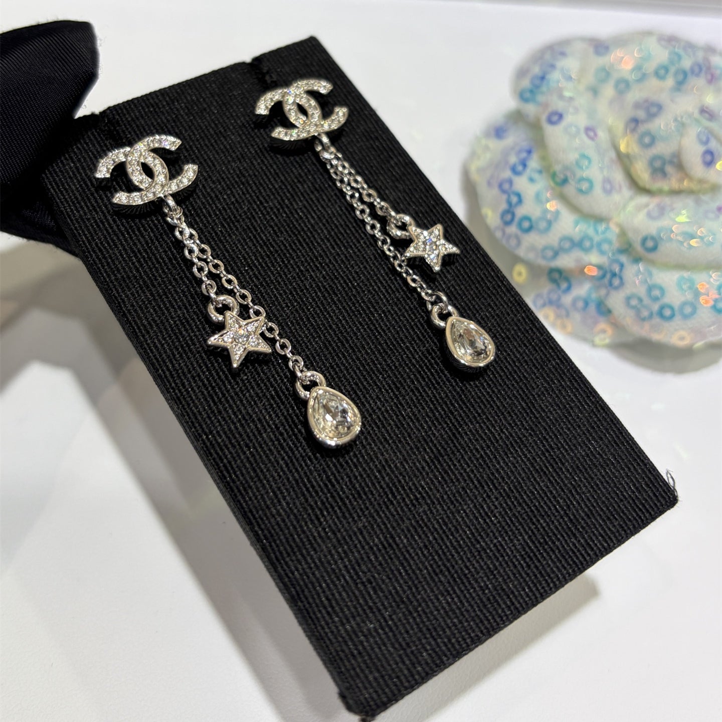 Stylish CC Rhinestone Star Pendant Earrings