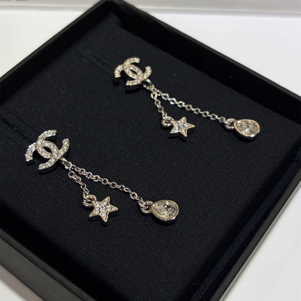 Stylish CC Rhinestone Star Pendant Earrings