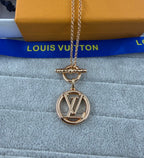 Classic Four-Leaf Clover Pendant Necklace