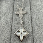 Four-leaf clover rhinestone pendant necklace