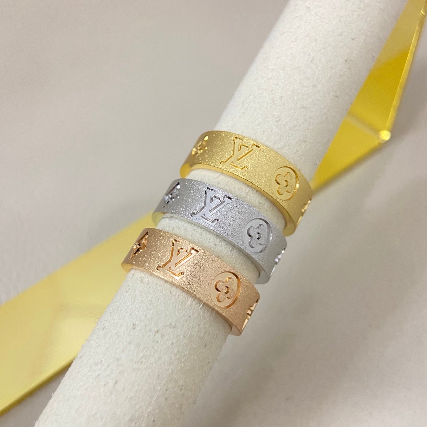 Classic Four-Leaf Clover Ring