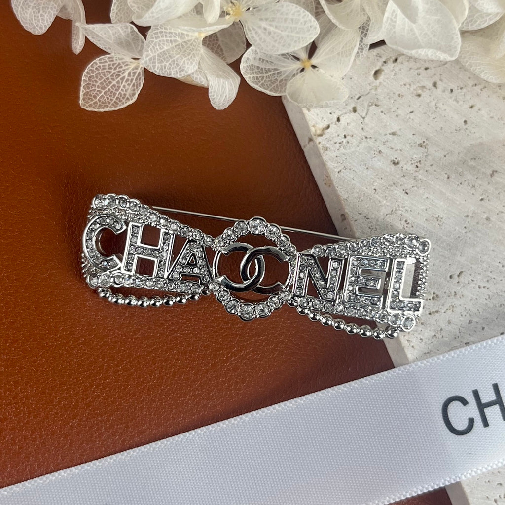 Luxurious Rhinestone Letter Brooch