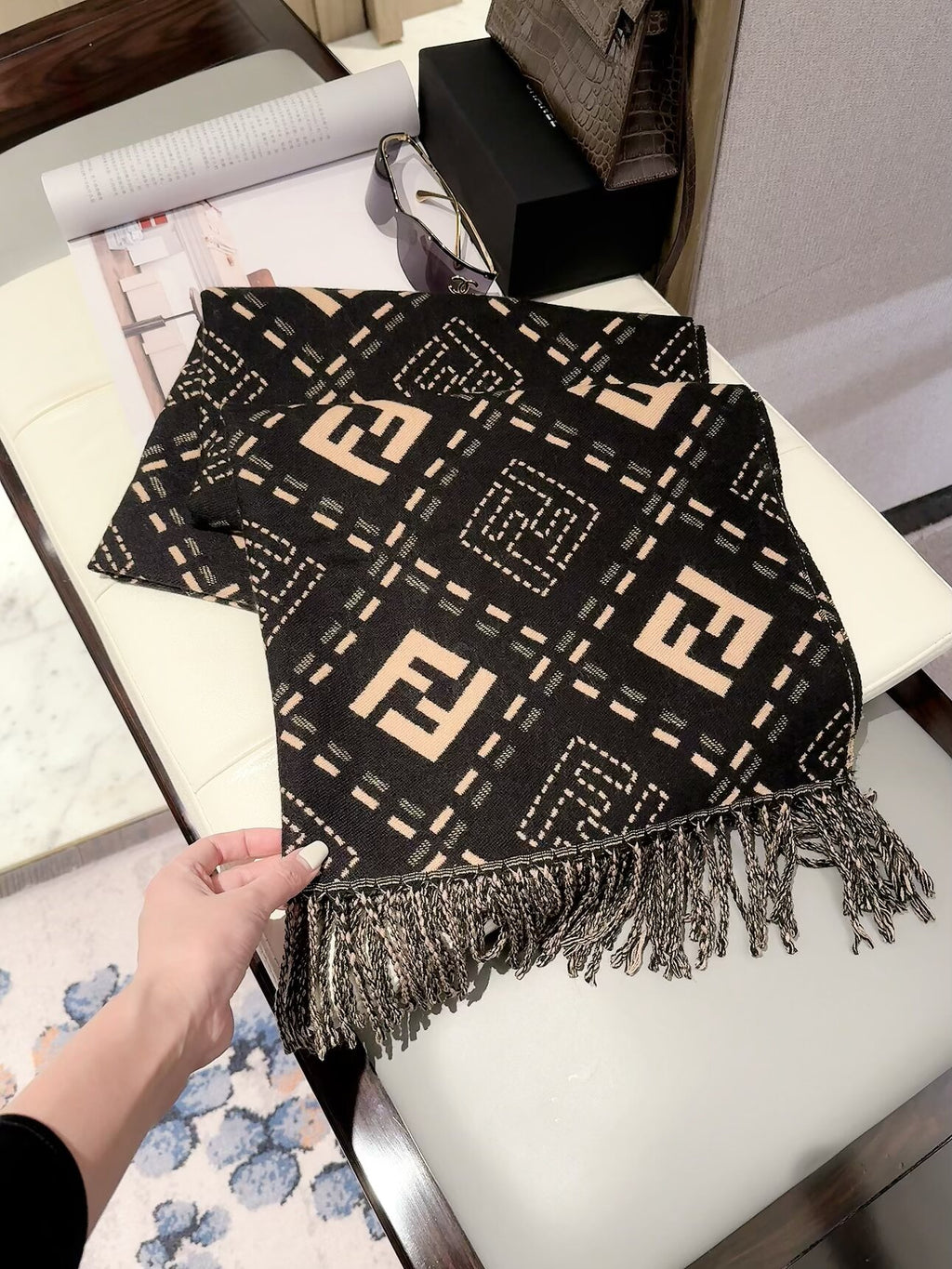 Stylish FF-Letter Scarf