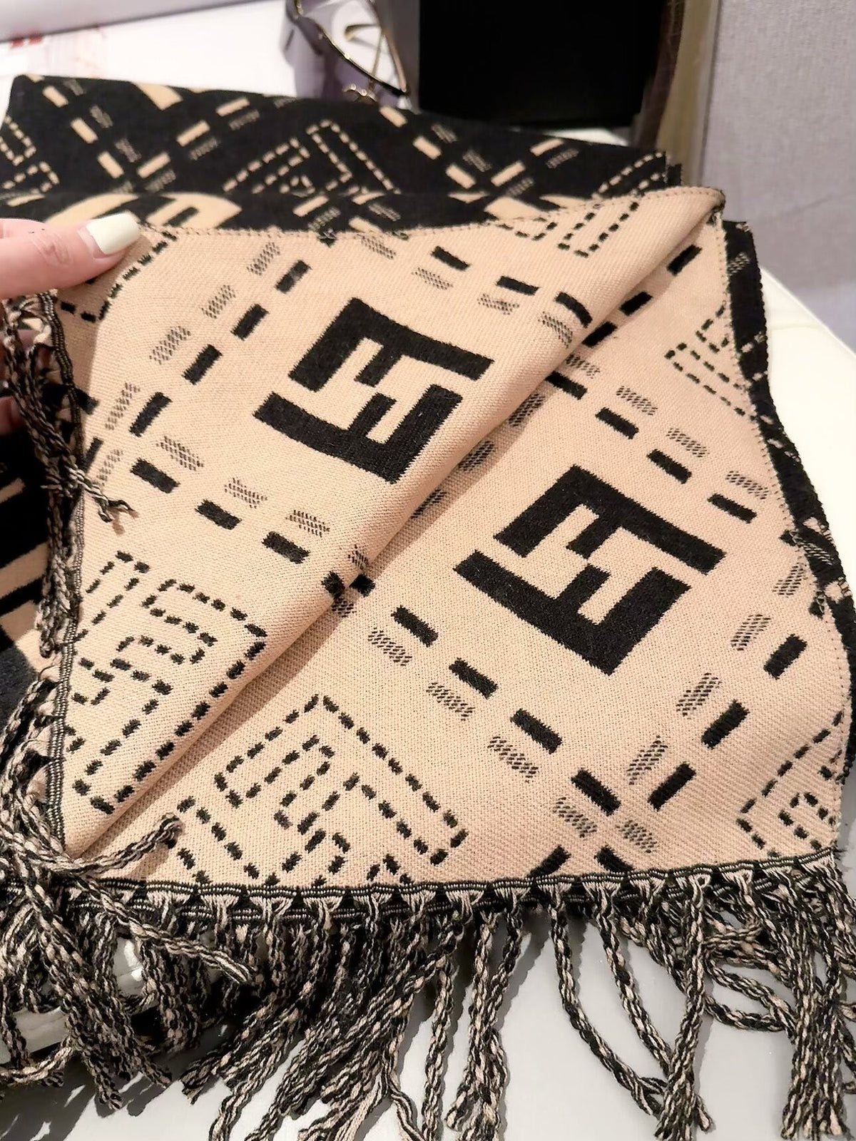 Stylish FF-Letter Scarf