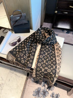 Stylish Four-Leaf Clover &amp; Letter Scarf