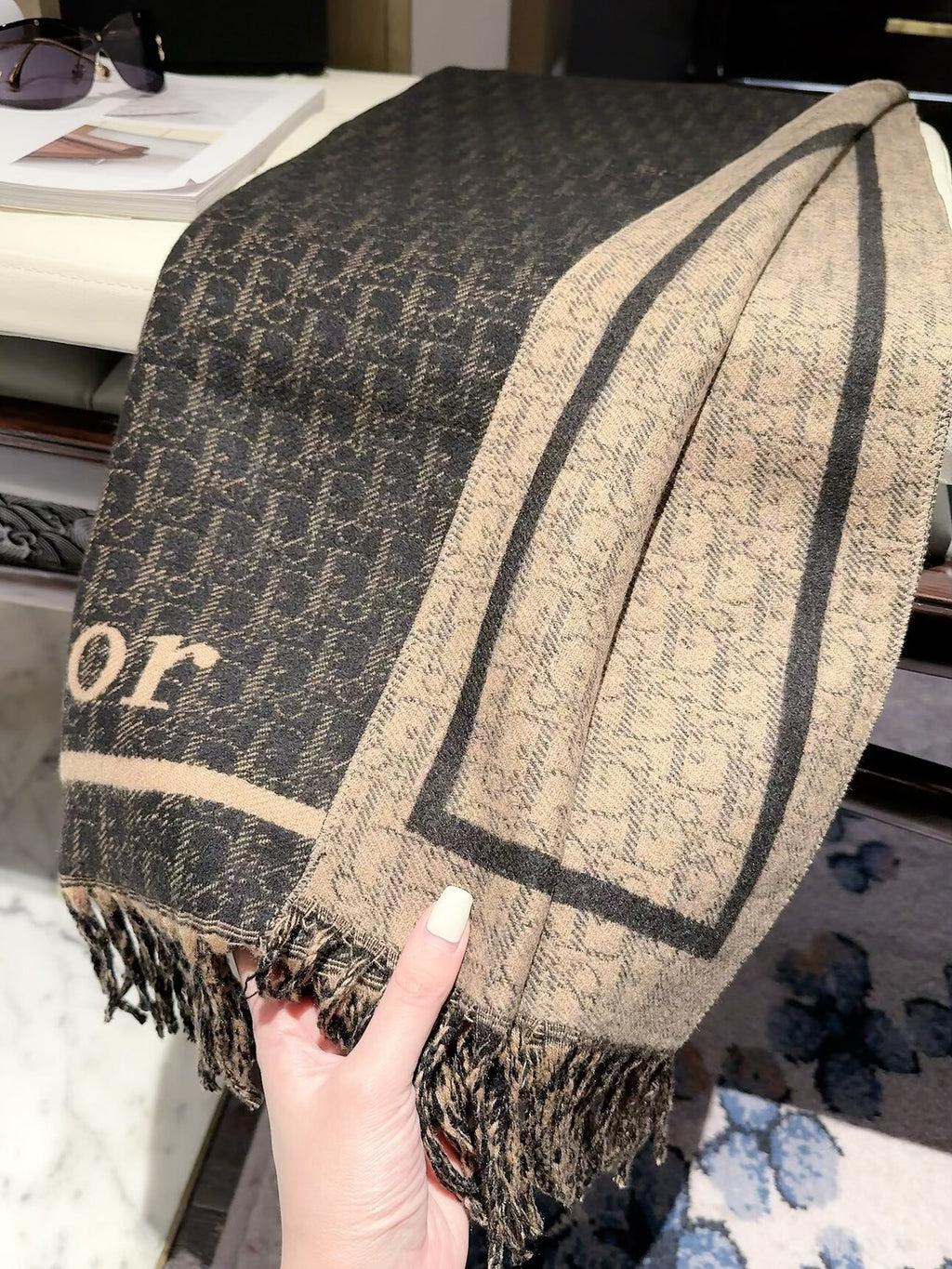 Stylish CD Letter Scarf