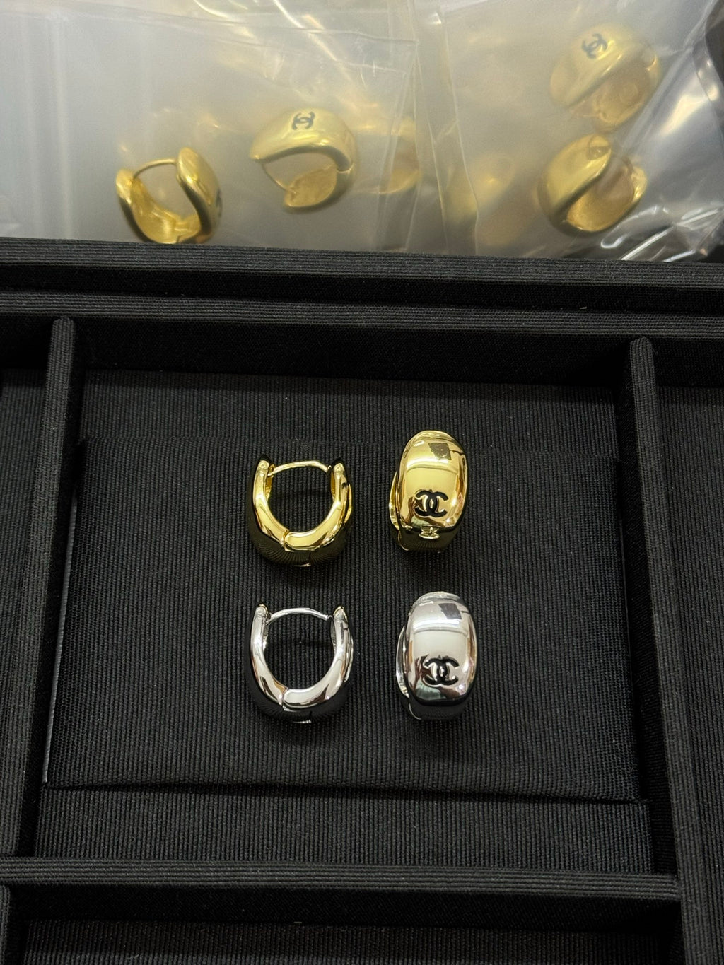 Classic CC Oval Clip-on Earrings