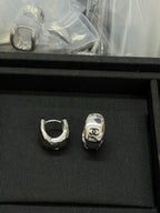 Classic CC Oval Clip-on Earrings