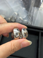 Classic CC Oval Clip-on Earrings