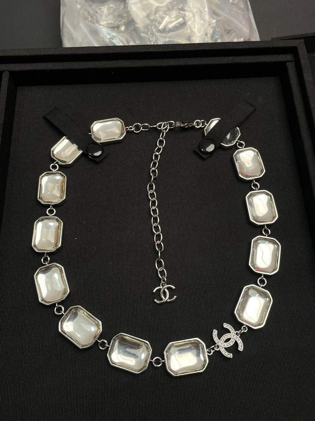 Stylish CC Geometric Square Transparent Resin Necklace