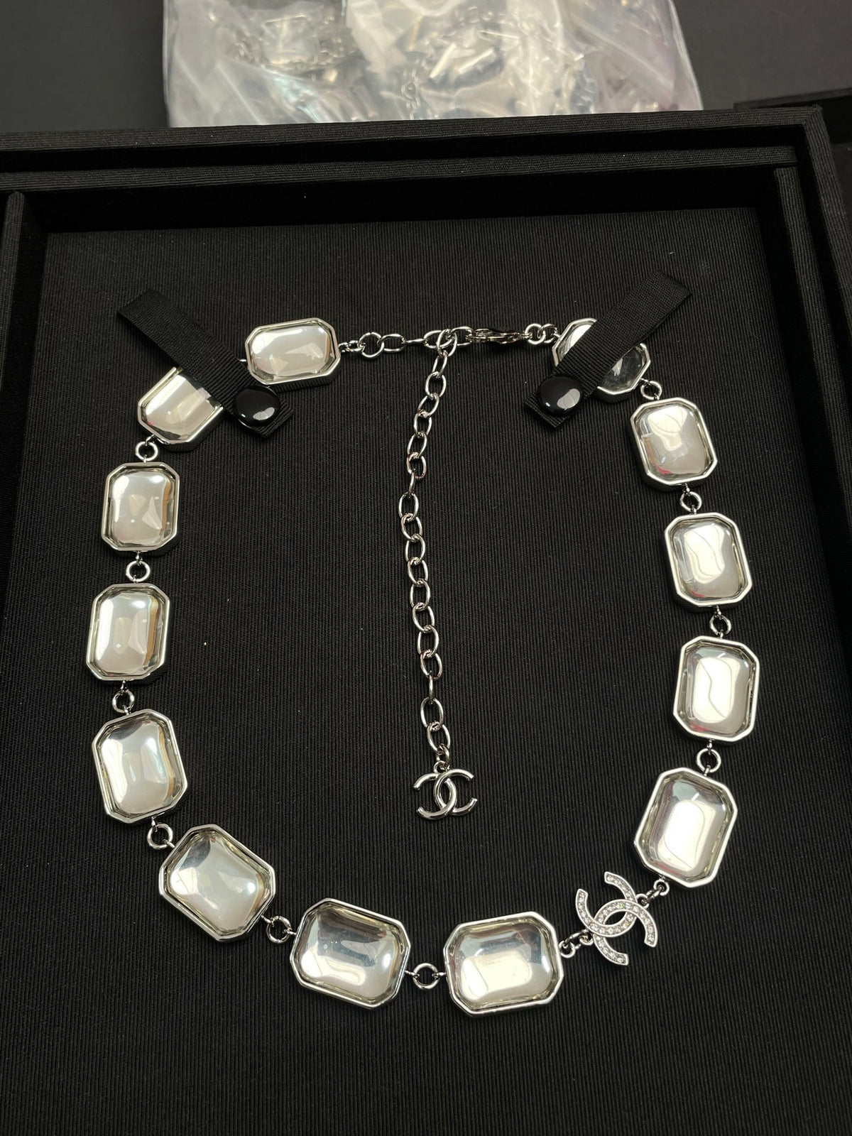 Stylish CC Geometric Square Transparent Resin Necklace