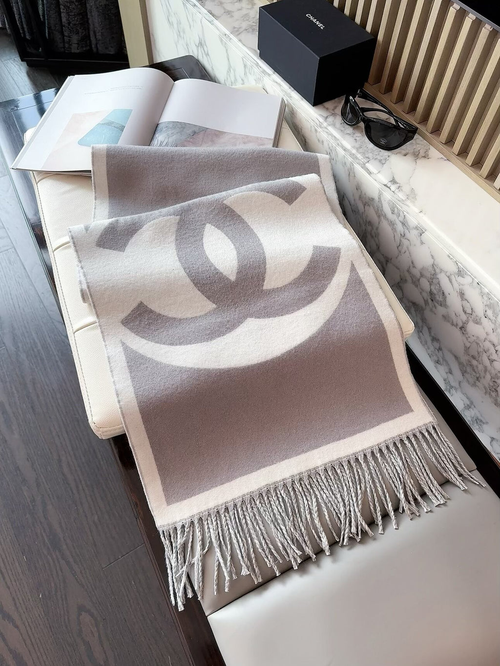 Stylish CC Jacquard Scarf
