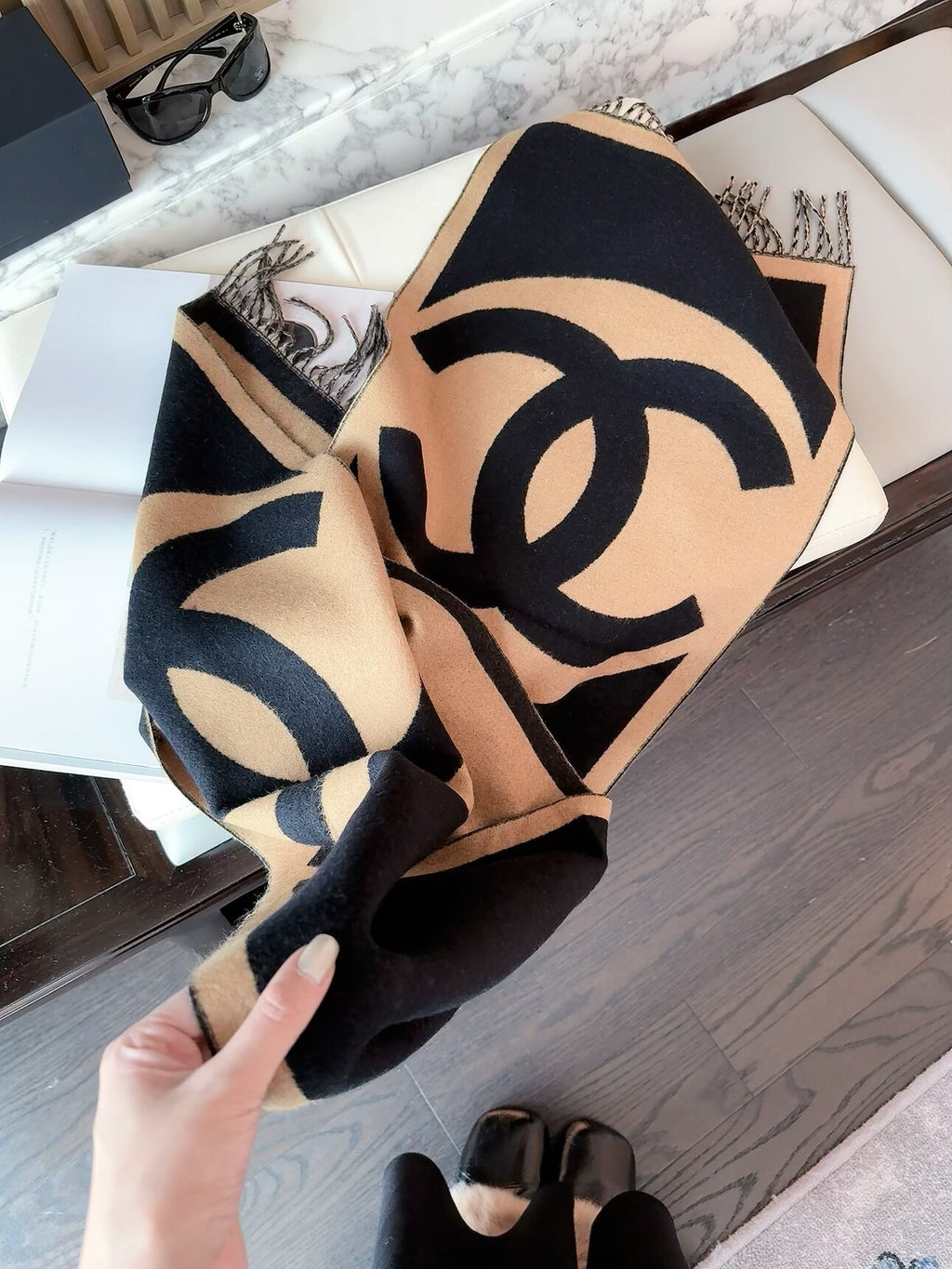 Stylish CC Jacquard Scarf