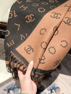 Stylish CC Letter Pattern Scarf