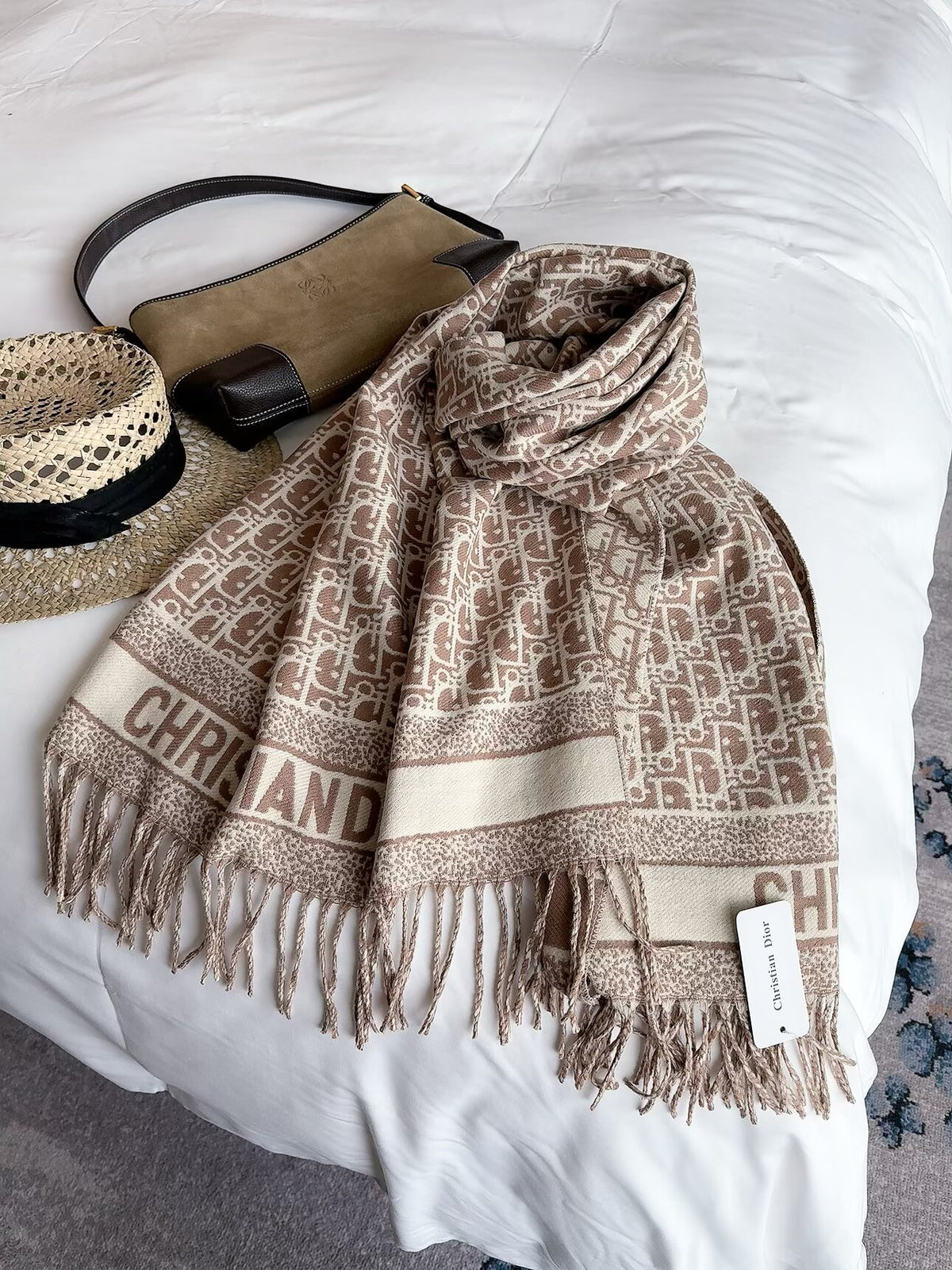 Stylish CD Letter-Pattern Scarf
