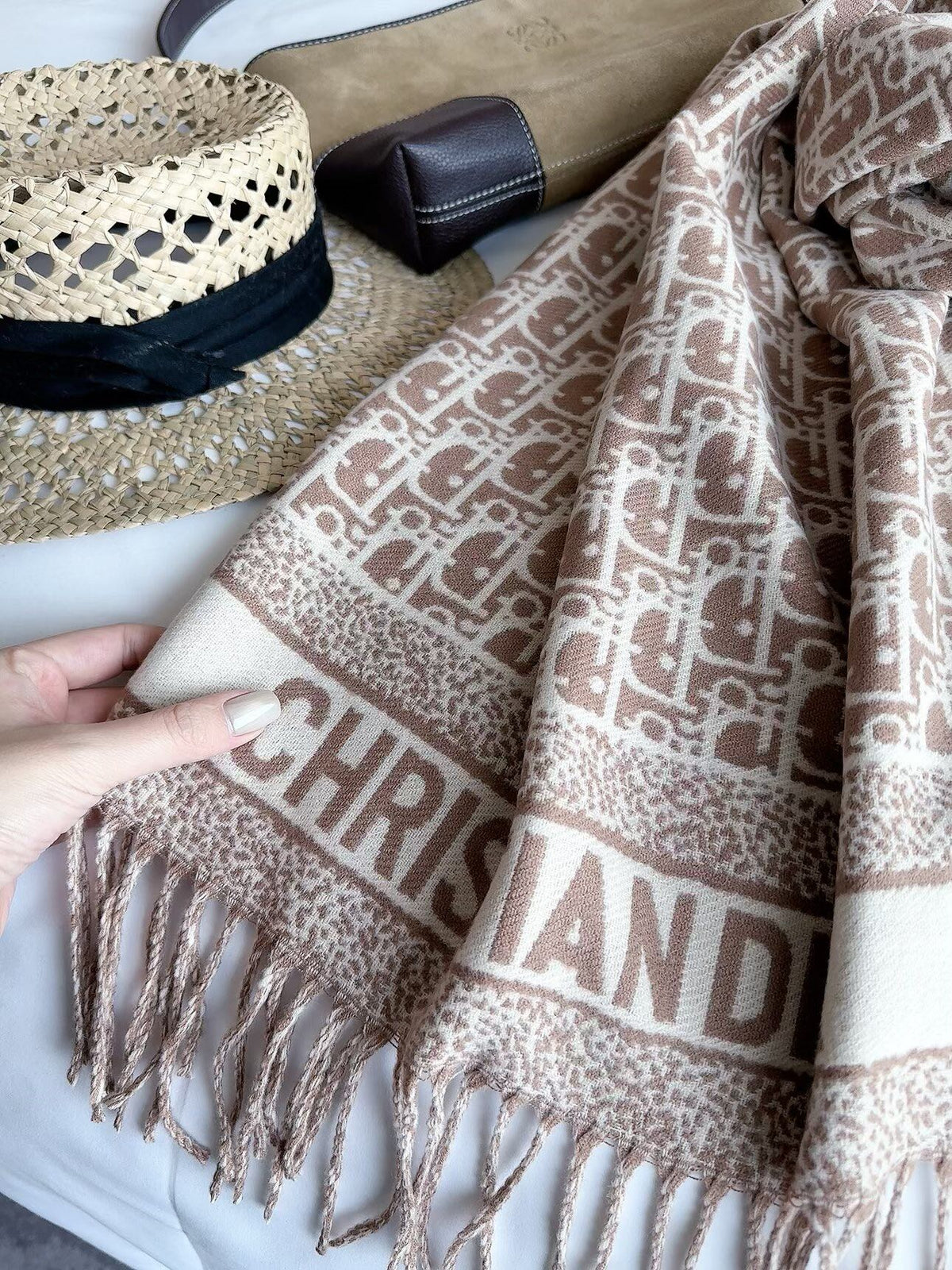 Stylish CD Letter-Pattern Scarf