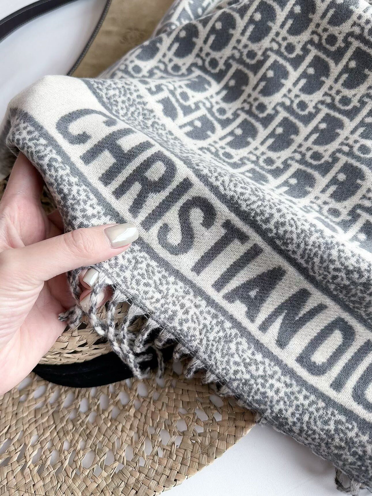 Stylish CD Letter-Pattern Scarf