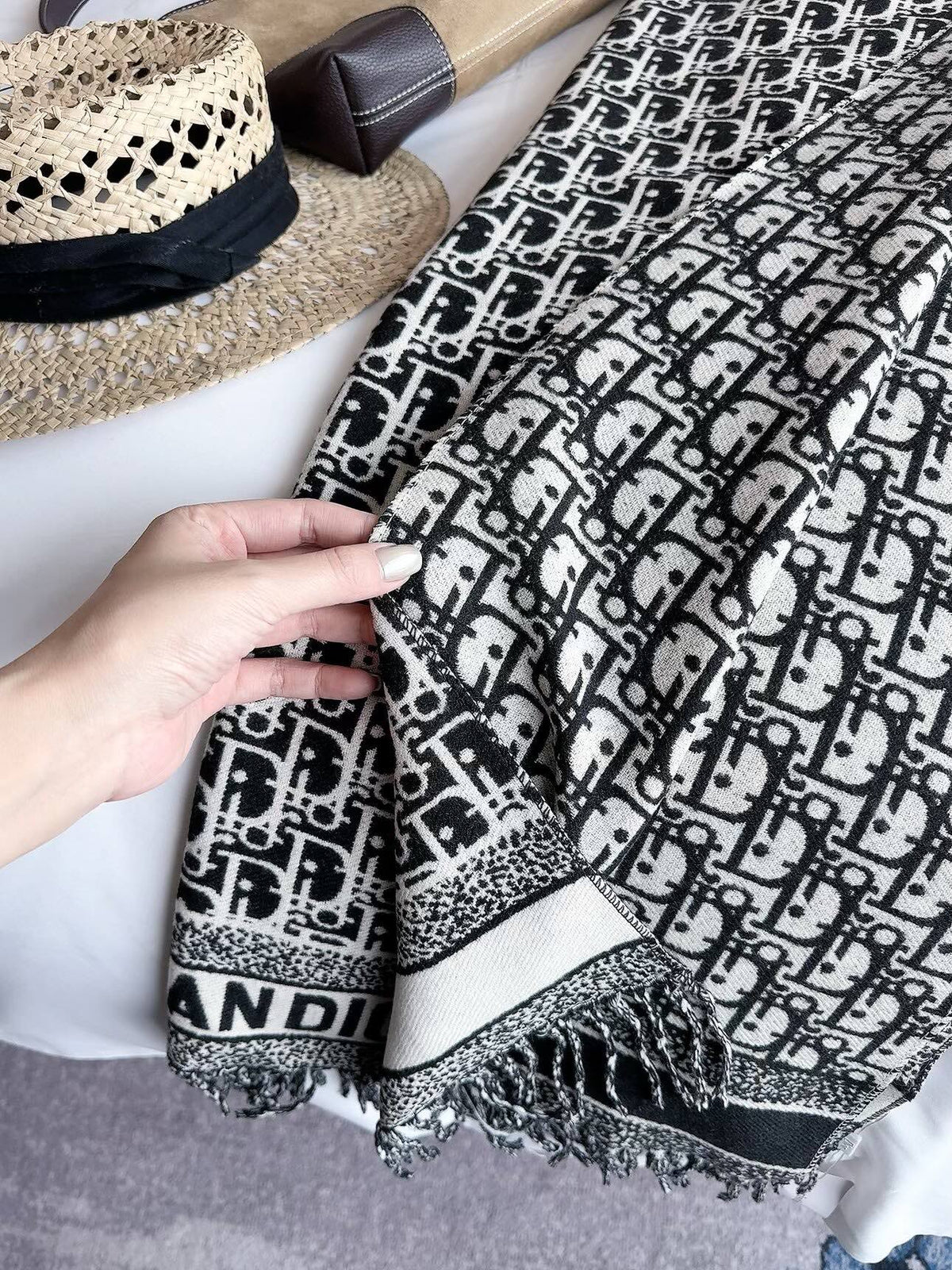Stylish CD Letter-Pattern Scarf