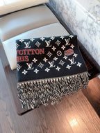 Stylish Four-Leaf Clover and Letter Pattern Scarf