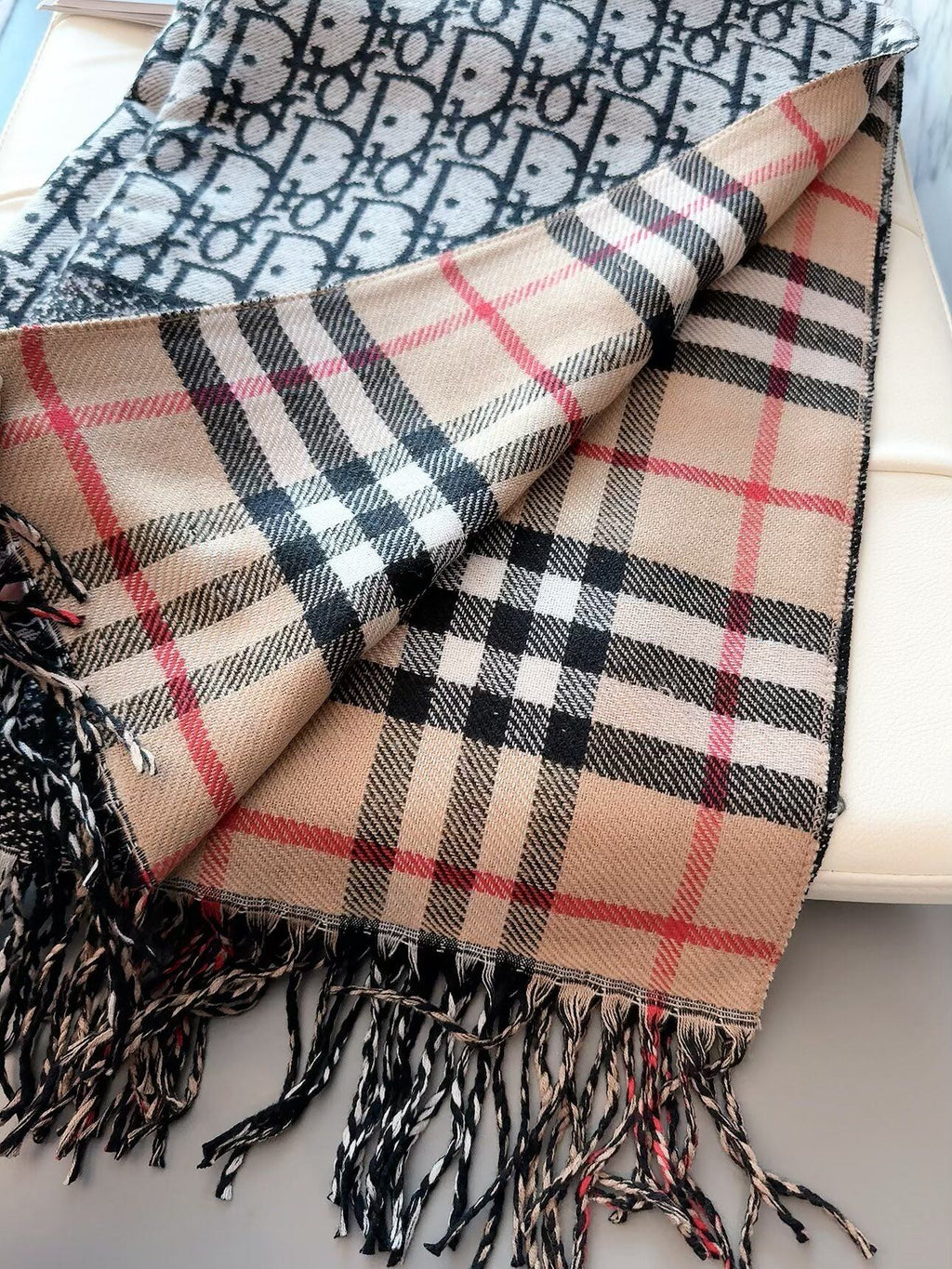 Stylish CD Letter-Pattern Scarf
