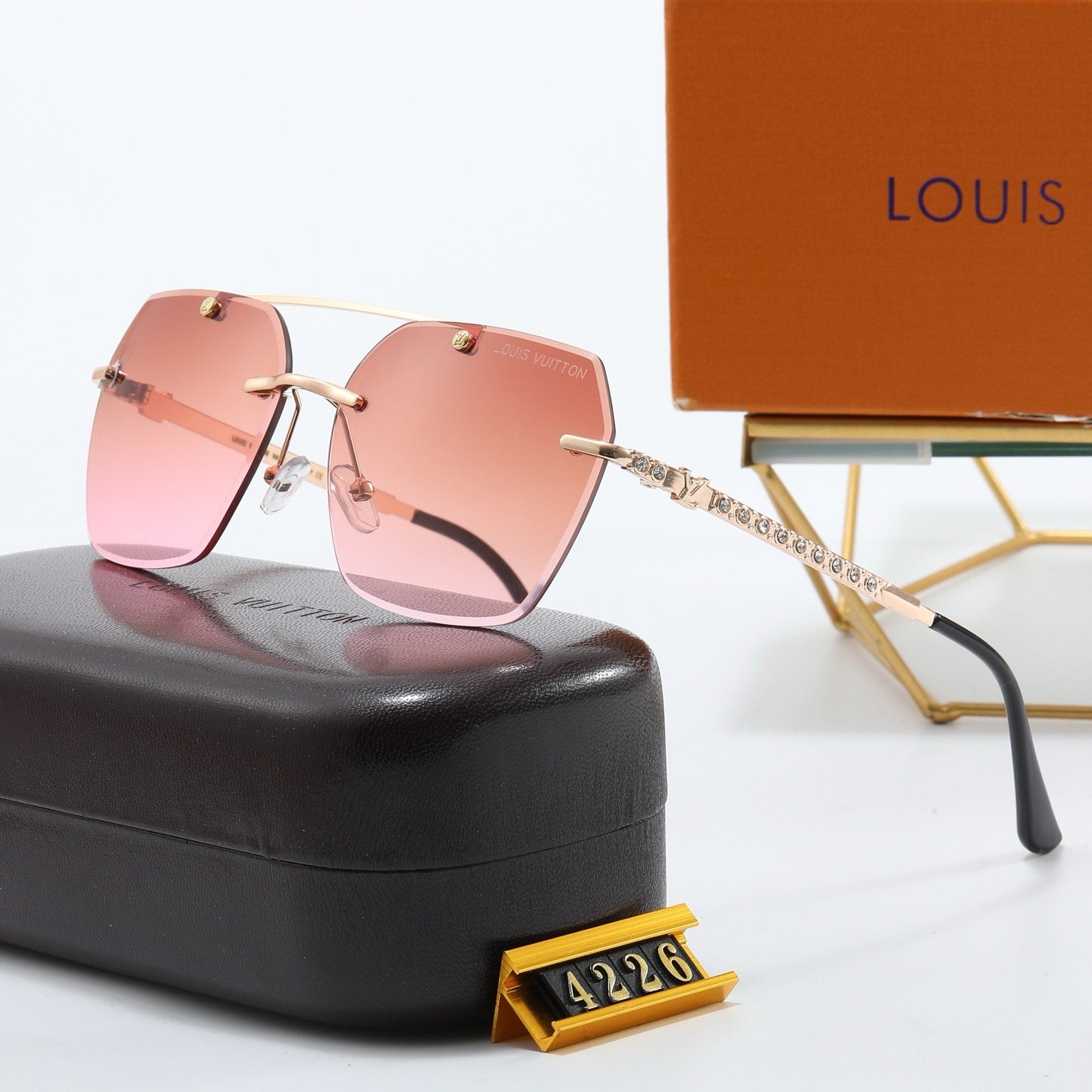 5-color fashionable four-leaf clover letter sunglasses