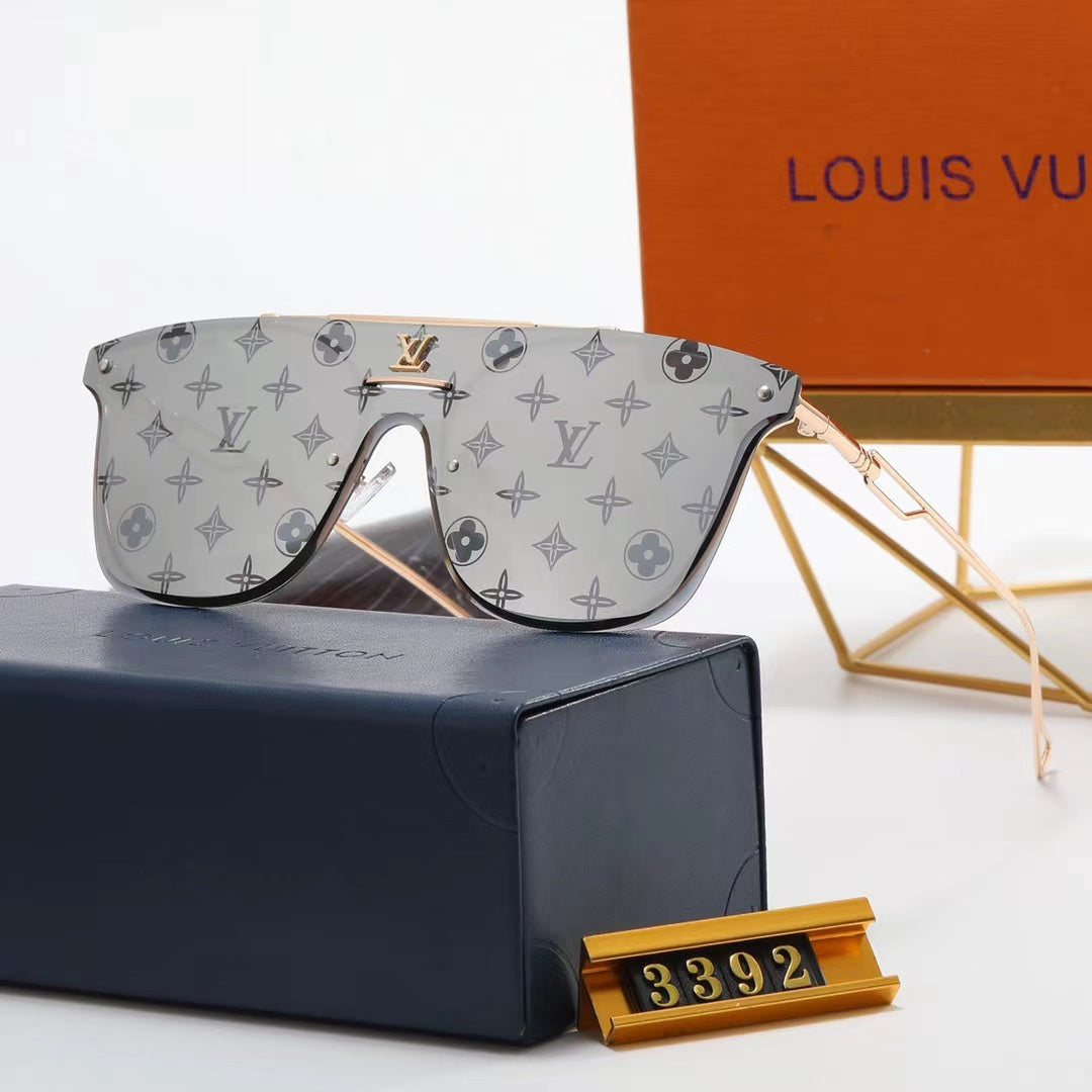 5-color fashionable four-leaf clover letter temple sunglasses
