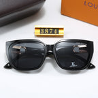 8-color fashionable four-leaf clover letter sunglasses