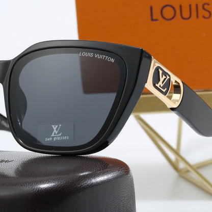 8-color fashionable four-leaf clover letter sunglasses